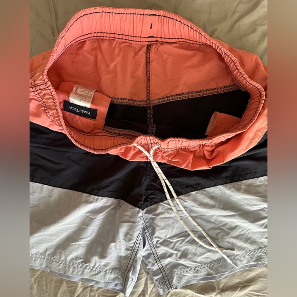 Men’s Nautica Swimsuit Board Shorts Size Medium Navy Stripes Vintage EUC - Picture 6 of 6